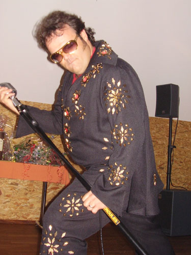 2006.09.09. Erster Auftritt als Elvis an 60. Geburi Party  (3)