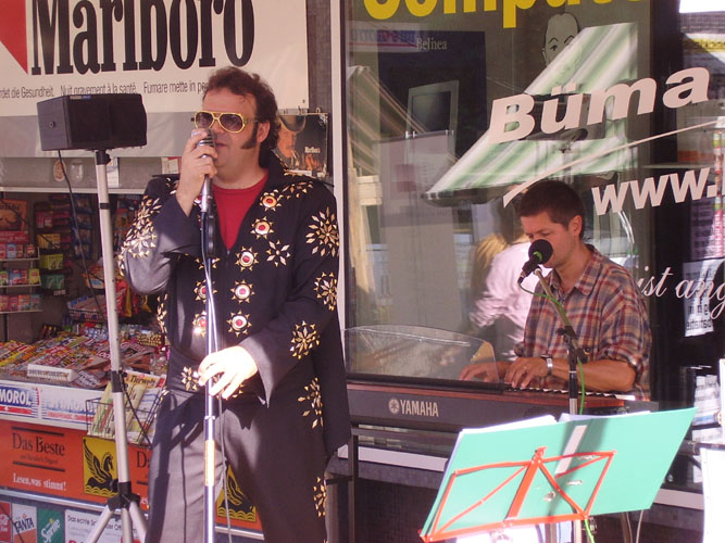 2006.10.21. Herbstmarkt Uzwil bei PC Shop Büma 5 mit Hanspeter Nadler