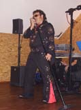 2006.09.09. Erster Auftritt als Elvis an 60. Geburi Party  (2)